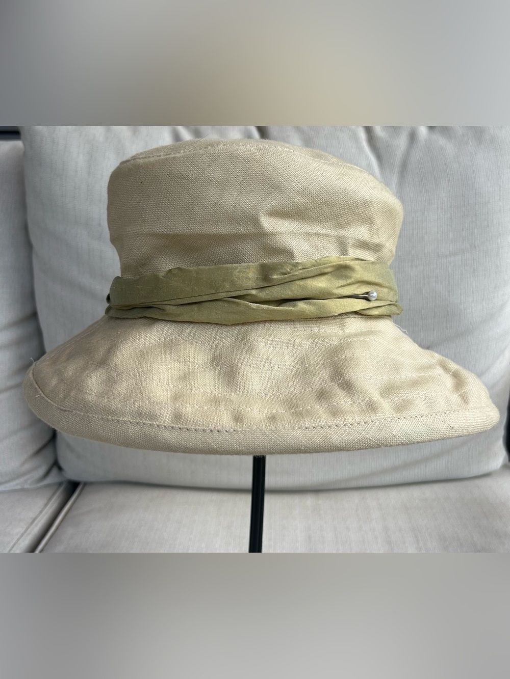NWOT Mystery Hat Cafe Cream Linen Bucket Hat - Picture 2 of 4